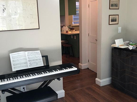 4th image of 73 Park St APT 1