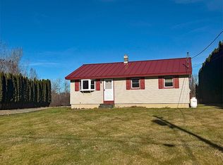 44 Meadow Ln, Castleton, VT 05735