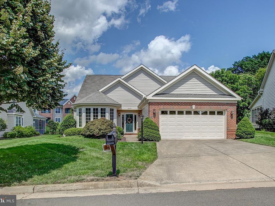 1st image of 13696 Paddock Ct