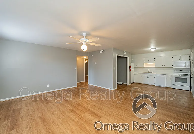 400 7th St E #2H — Photo 6