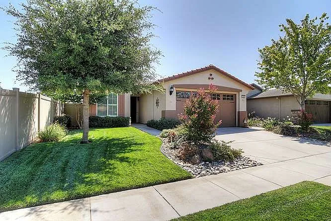 2356 Degroot Ln photo 1