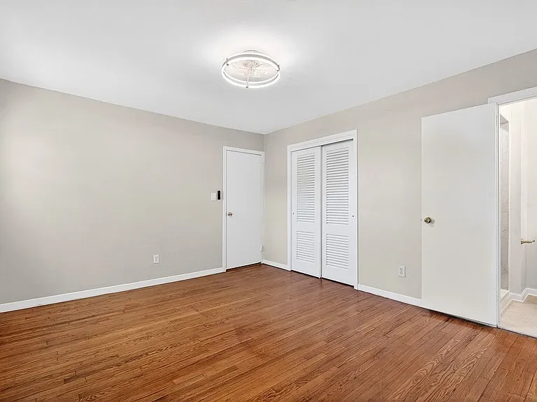 21 Troy Ct #1 — Photo 15