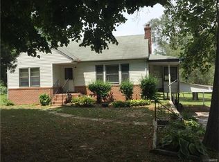 877 Prigge Rd, Saint Louis, MO 63138