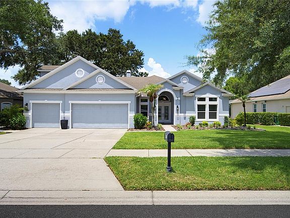 2nd image of 330 ENGLISH LAKE DRIVE
