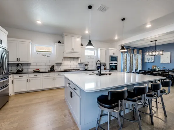 1404 S Pecan Pkwy, Northlake, TX 76247