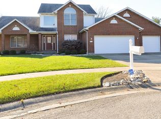 3587 Lakepoint Ct, Hamilton, OH 45011