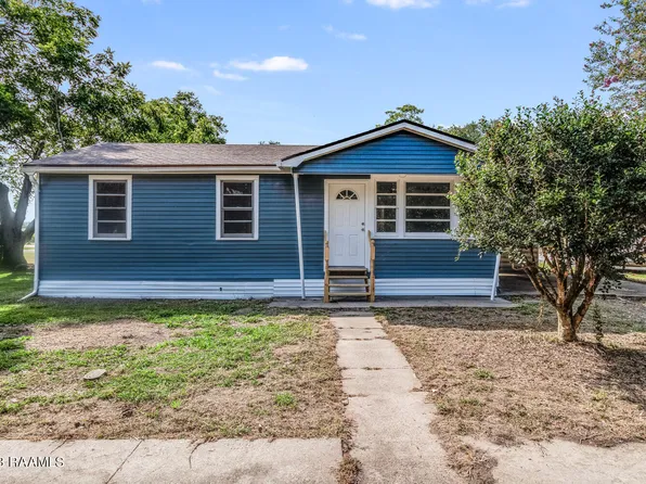 710 Bayside St, Jeanerette, LA 70544