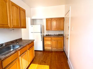 1368 W Estes Ave #1AS, Chicago, IL 60626