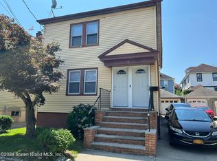 38 Arcadia Pl, Staten Island, NY 10310
