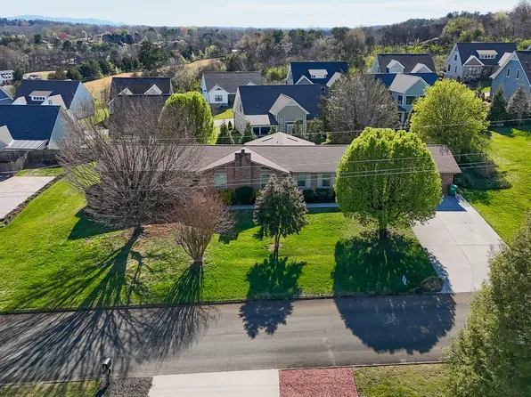 519 Scenic View Dr, Seymour, TN 37865