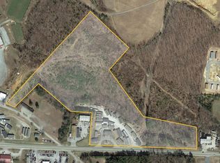 24 Spraggs Redd Dr, Farmville, VA 23901