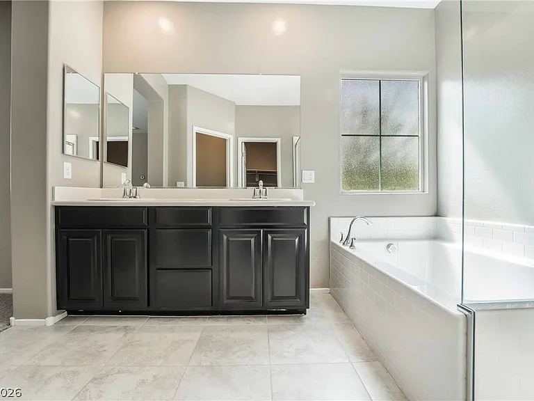 2725 Rainy Meadows Ave — Photo 22