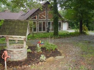 43 Pattys Pl, Falling Waters, WV 25419