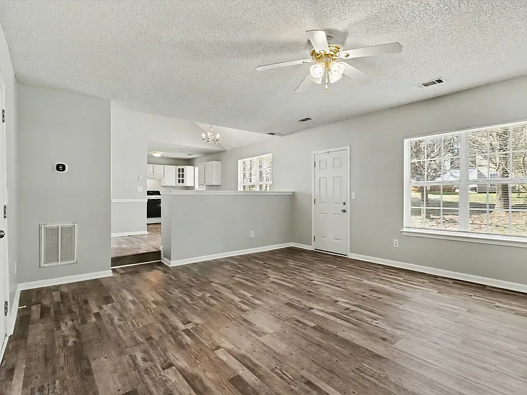 2839 Rambling Way — Photo 7