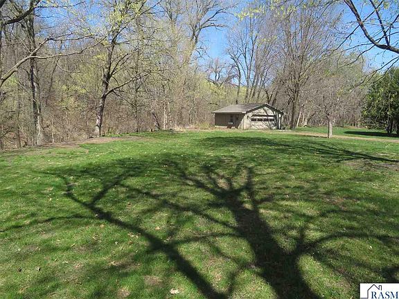 4th image of 30 Valley Ridge Ct