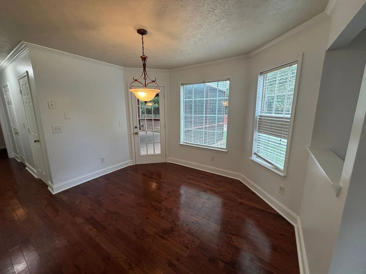 9469 Carnes Crossing Cir. — Photo 4