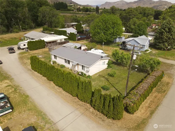 1005 2nd Avenue, Oroville, WA 98844