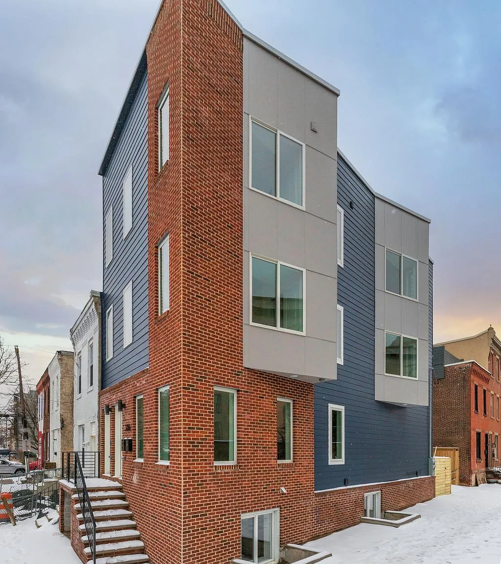 2 bed, $1,749 — Photo 4