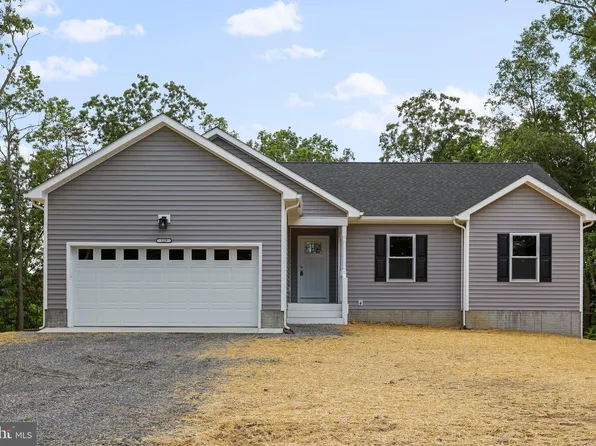 103 Whippoorwill Valley Dr, Augusta, WV 26704