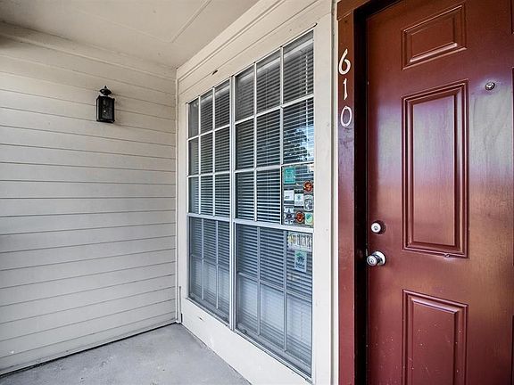 4th image of 2120 El Paseo Street #610