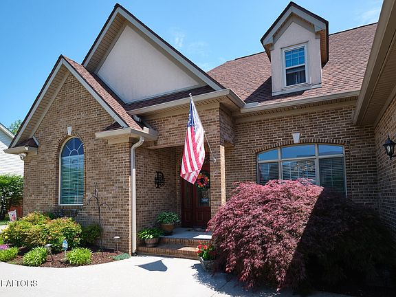 4th image of 1036 Paxton Dr