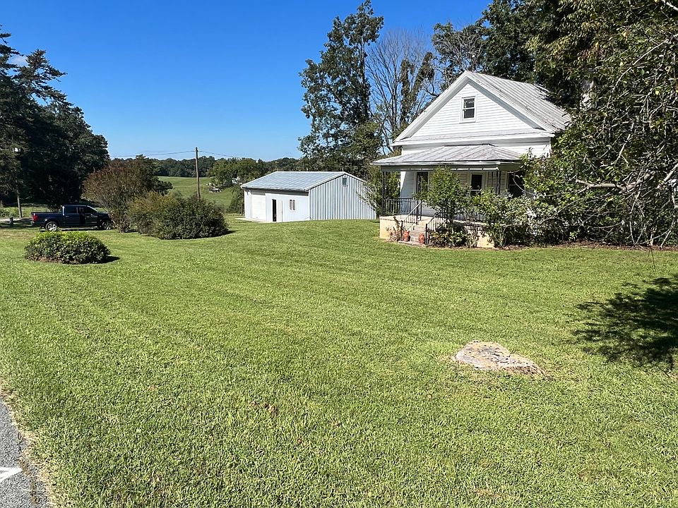 1st image of 1609 Hickory Cove Ln