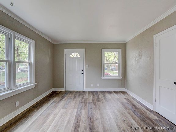 5th image of 1413 N Winston Ave