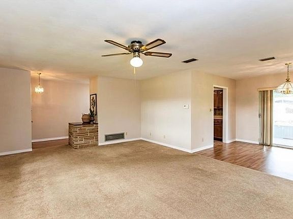 4th image of 315 Oppitz Ln