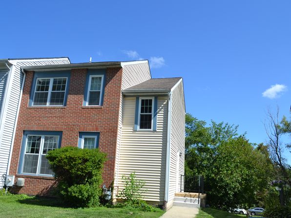 726 Farnham Pl