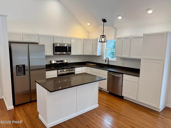 5th image of 763 Milford Rd