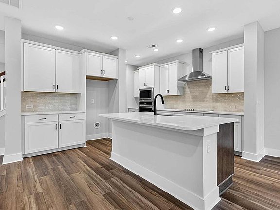 The Rainey - Kitchen