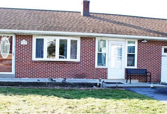 4th image of 828 Weavertown Rd