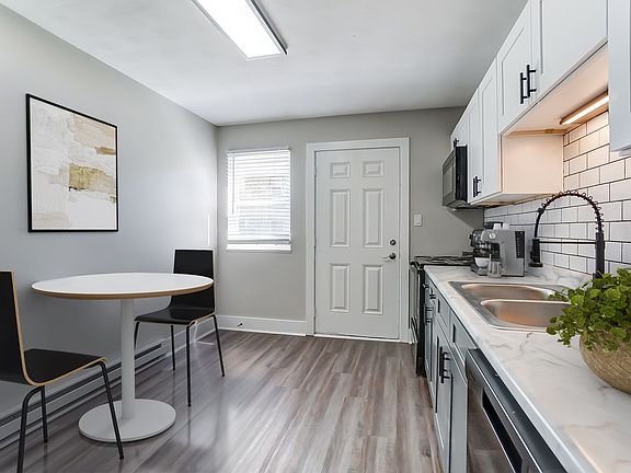 4th image of 7214 Hickory Creek Dr #7104B2