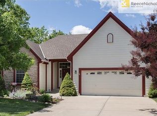 215 N Overlook St, Olathe, KS 66061