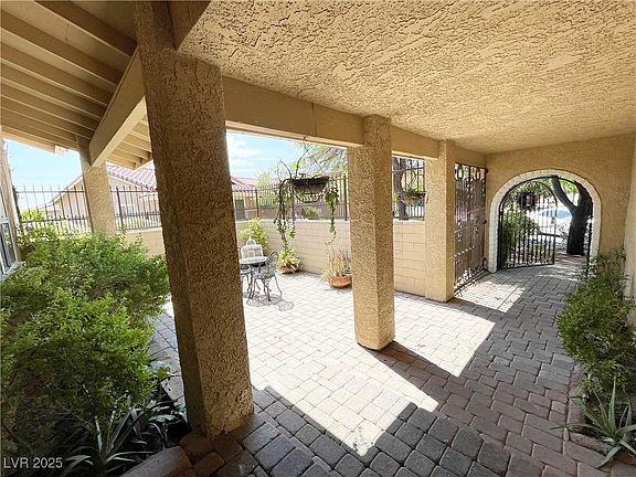 5th image of 1400 Baldosa Ct