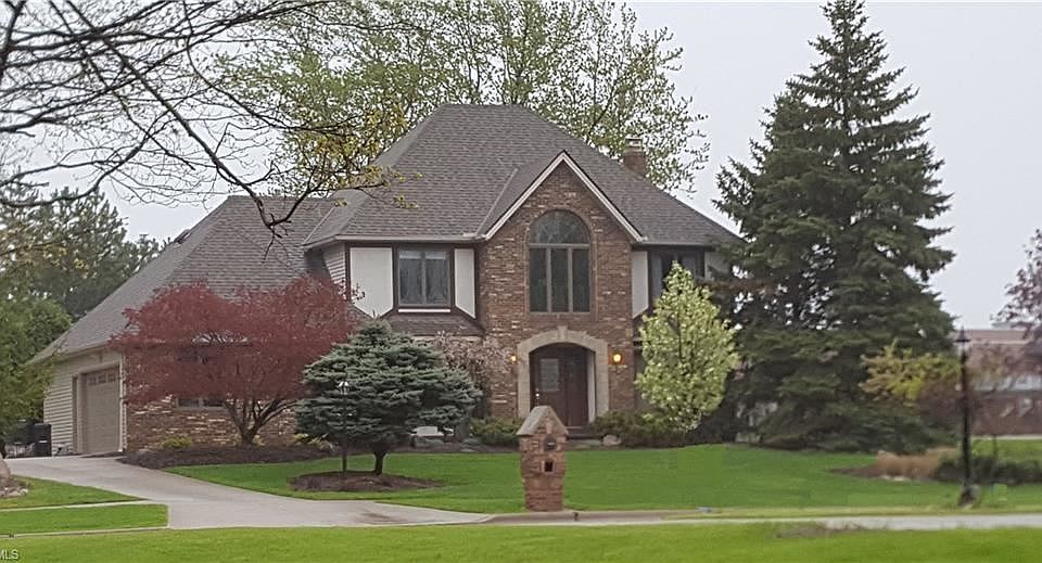 1st image of 10639 Devonshire Dr