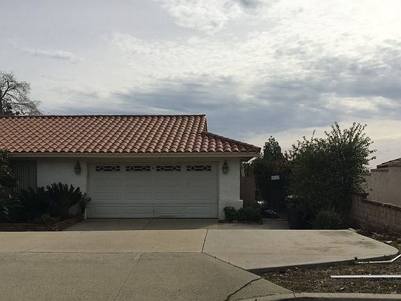 2nd image of 8083 Surrey Ln