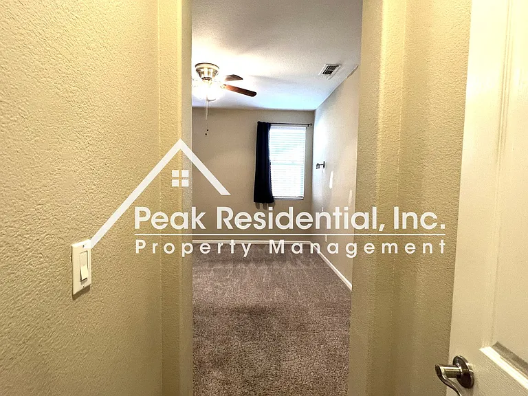 9409 Trolio Way — Photo 21