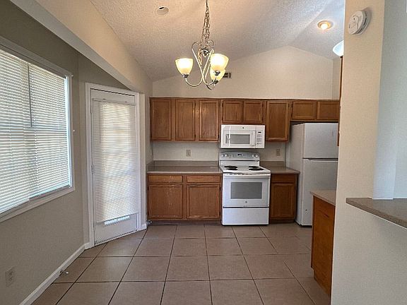 4th image of 3662 Platina Park Ct