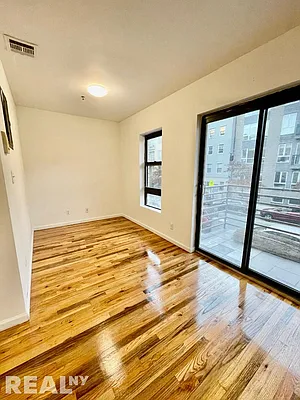 Rented by REAL New York | media 13