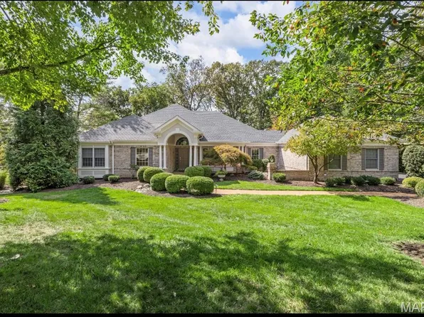 17718 Chaistain Ct, Chesterfield, MO 63005