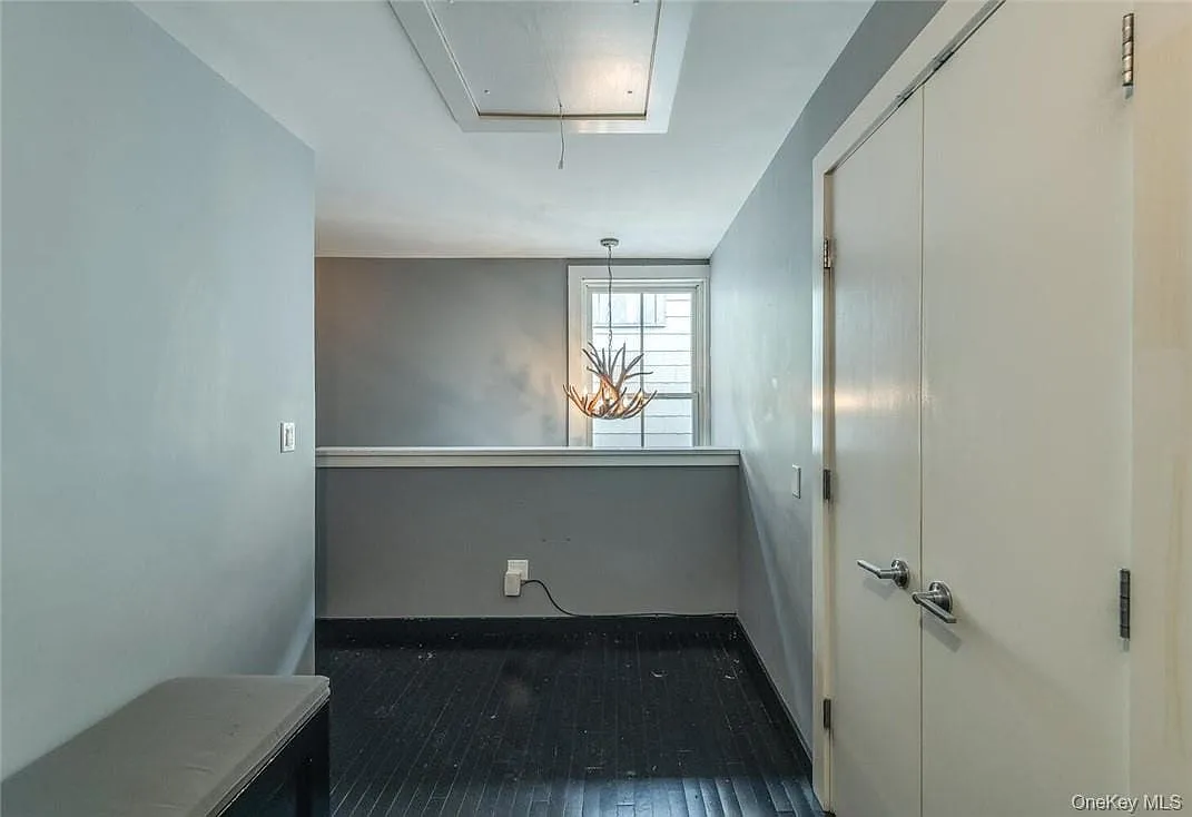2 bed, 1.0 bath, 1100 sqft, $2,950 — Photo 4