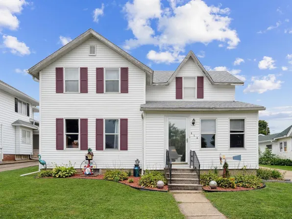 313 5th Ave, Clarence, IA 52216