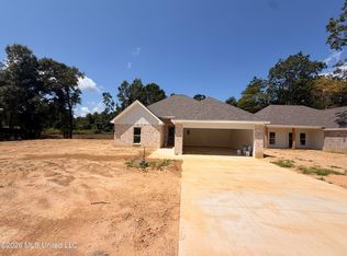 197 Lake Harbor Rd, Brandon, MS 39047