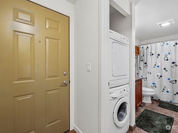 5th image of 9056 Mary Avenue NW #302