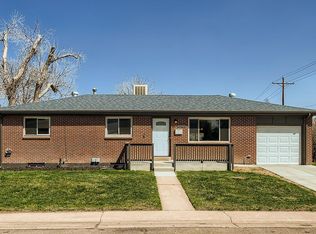 2901 W Saratoga Ave, Englewood, CO 80110