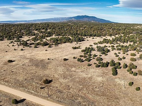5th image of 37 Navajo Rd