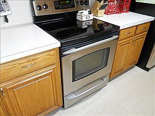 5th image of 9104 Riverfalls Dr