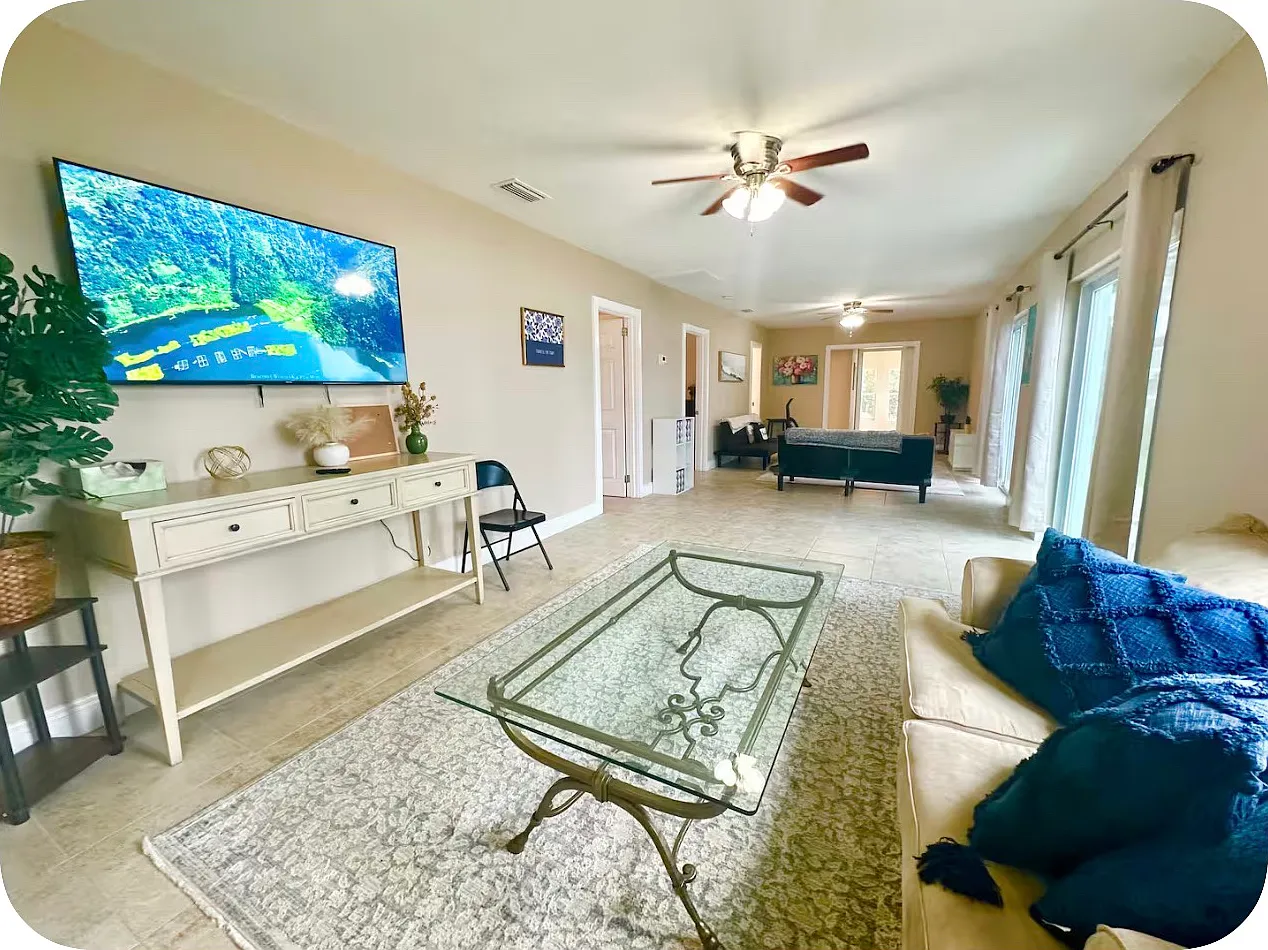 3 bed, 1553 sqft, $2,800 — Photo 3