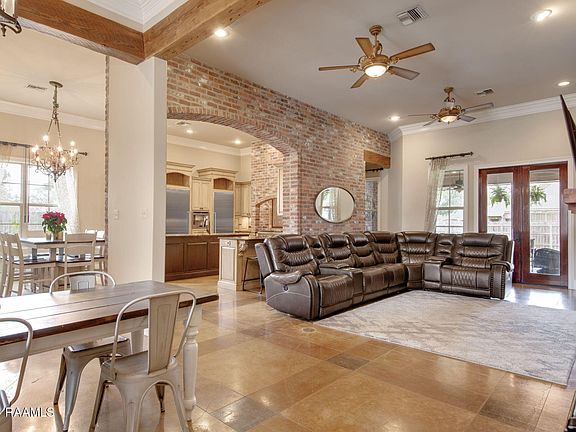 2nd image of 505 Cypress Cv